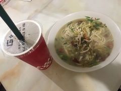 -新盈光·云会所(百丈东路店)