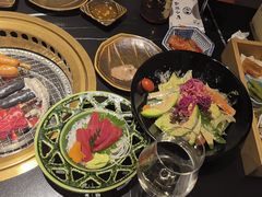 -山川小町·极番烧肉(新地假日广场店)