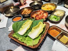 -草家酱蟹炭火烤肉店(珲春南路二店)