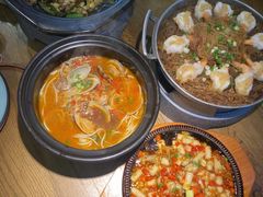 -九锅一堂酸菜鱼(新南凯德直营店)