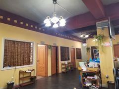 大堂-峰瑞藏地美食·石锅鸡·牦牛肉(大昭寺品牌店)