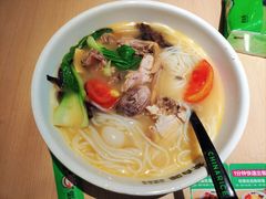 -蒙自源米线大王(东站店)