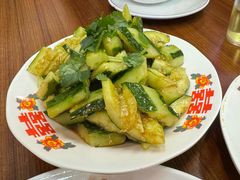 蒜泥拍黄瓜-谢记上海大排档(长寿路店)