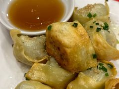 生煎馄饨-小实惠嘉(威海路店)
