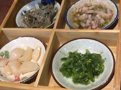 -牛牛和牛海鲜粥底火锅(长虹国际城店)