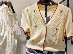 -URBAN REVIVO(七宝领展广场店)