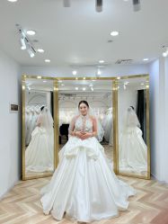 -予白婚纱礼服馆