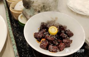 Golden Tangerine Beef Cubes