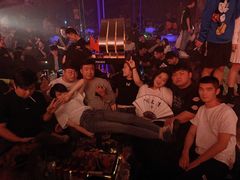 -简奥斯汀·赫本酒吧