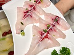 -鲜入唯煮·港式海鲜牛肉火锅(金宝街店)