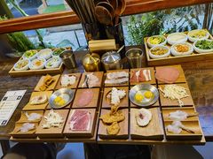 -银米·云南传统过桥米线(双廊黑金冠店)