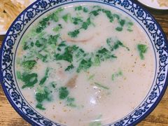 羊肉汤（多肉）-穆得·老周家牛肉烧饼(普利街店)