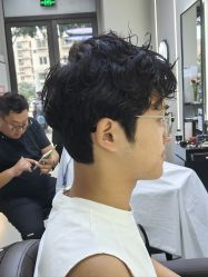 -尤司男士国潮理发馆
