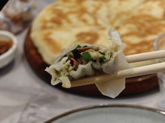 槐花海肠饺子-君霖海鲜私房菜(春柳店)