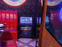 -路边边.炒菜烧烤.音乐餐厅(良乡长虹店)