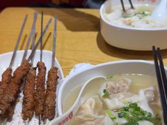 -南城香·饭香串香馄饨香(青年路店)