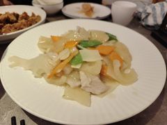 -闫府私房菜·百年鲁菜(恒隆店)