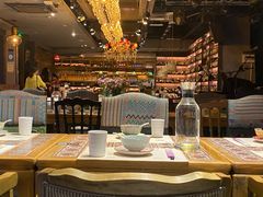 大堂-酒肆浅葱•烧烤•龙虾•排档(卓悦intown店)
