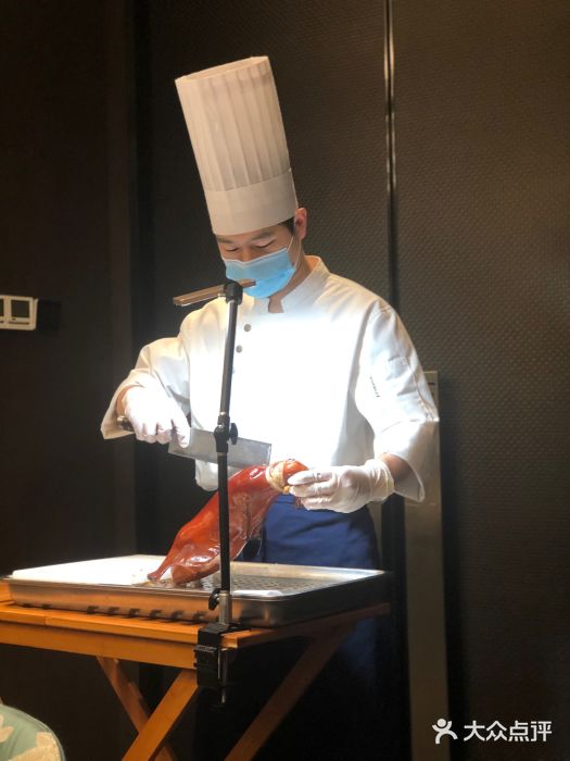 悦江(梅奔中心店)精品烤鸭图片