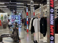 -AAPE BY A BATHING APE(时代广场店)