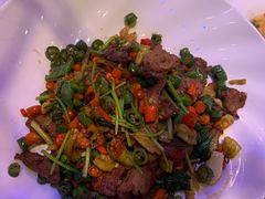 小炒黄牛肉-胡桃里音乐酒馆(四道口店)