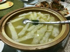 -白玉兰酒店(上海田子坊马当路地铁站店)