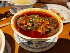 冒毛肚-炉小二铜锅牛蛙•川湘菜(三里屯店)