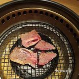 中午逛泉屋，随便进了一家店来吃东西。这家的牛肉很嫩