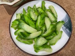 蒜蓉炒丝瓜-正宗鸡饭粤香酒家(朱村店)