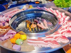 -哈哈碳都·牛肋条无限自助烤肉(宝龙店)