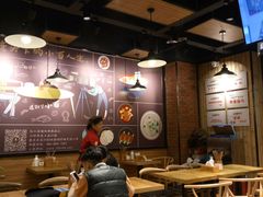 大堂-车沾巷·重庆老味豌杂面