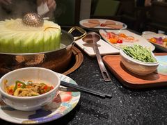 -得意咚瓜·顺德鱼生·冬瓜火锅(深圳首店)