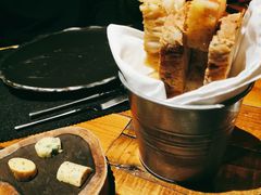 Fuel法式黄油餐前包-AZUL by FUEL蓝色·法式酒馆(琶醍店)