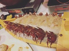 -鲜入围煮花胶鸡海鲜火锅