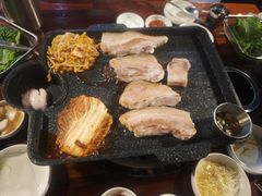-Dombe豚(黑猪肉街店)