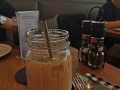-ROAST coffee & eatery