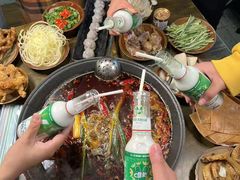 -黄潇洒老火锅(九眼桥宏济巷店)