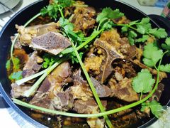 -运气牛自助酱大骨火锅(南京东路店)