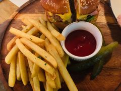 -羽深肉铺 Steak & Wine