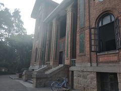 -中山大学广州校区南校园怀士堂