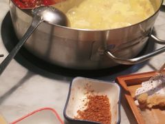 -澳美徕·港式花胶鸡火锅(高新万达店)