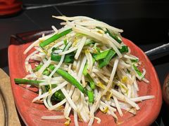 -山川小町·极番烧肉(新地假日广场店)