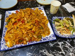 辣白菜炒猫耳朵-后卫寨猫耳朵(后卫寨店)