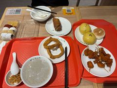 -护国寺小吃店(红莲南路店)