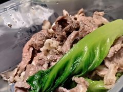 胸口捞-小牛家村·贵州黄牛肉火锅(梦想小镇二分店)