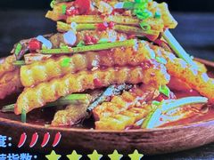 -周签签锅巴土豆(建设路总店)