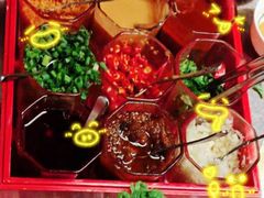 -禄婶鸡煲·打边炉