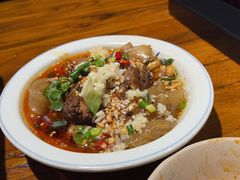 冒脑花-老牌坊云南鱼豆花火锅(爱建店)