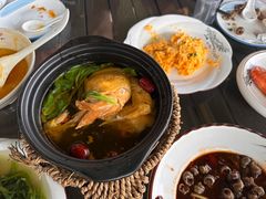 -七的湖·晚芳亭·阳澄湖农家菜·大闸蟹(莲花岛店)