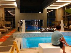 泳池-上海浦东康桥绿地假日酒店